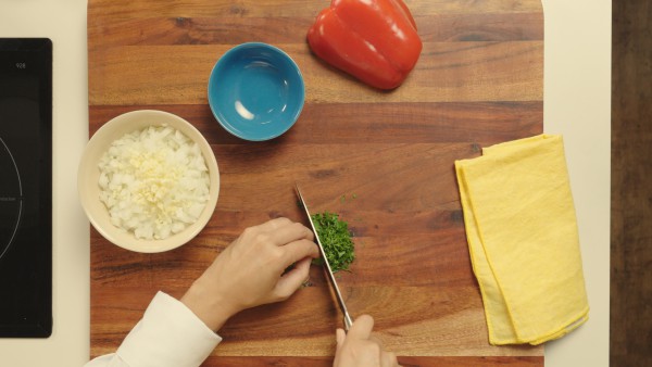 Primero paso arroz con bacalao y alcachofa